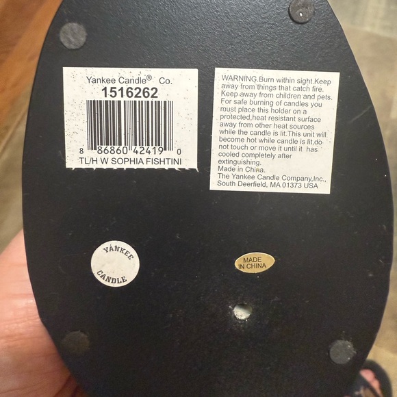 RARE & Retired Halloween Yankee Candle Sophia Fishtini tea light holder - Picture 7 of 7